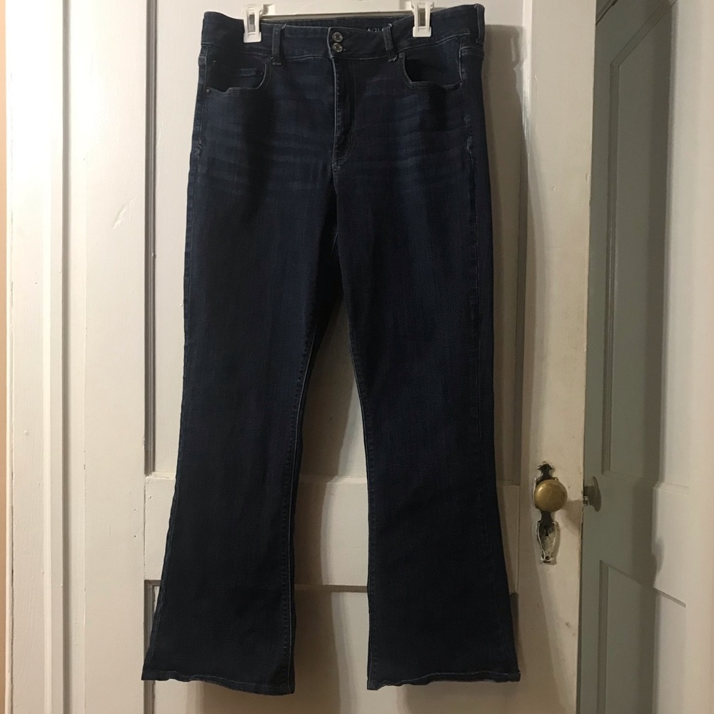 AEO Hi-Rise Super stretch Artist Flare